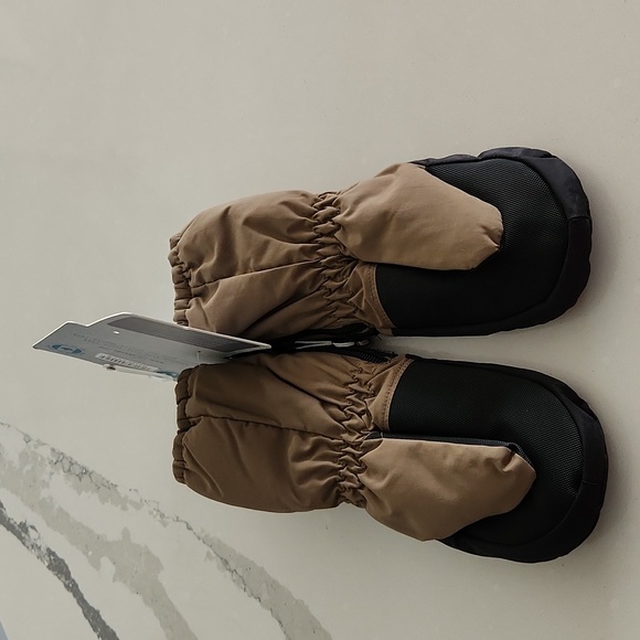 NWT Calikids size 2- 4 waterproof mittens with zippers - Picture 2 of 8